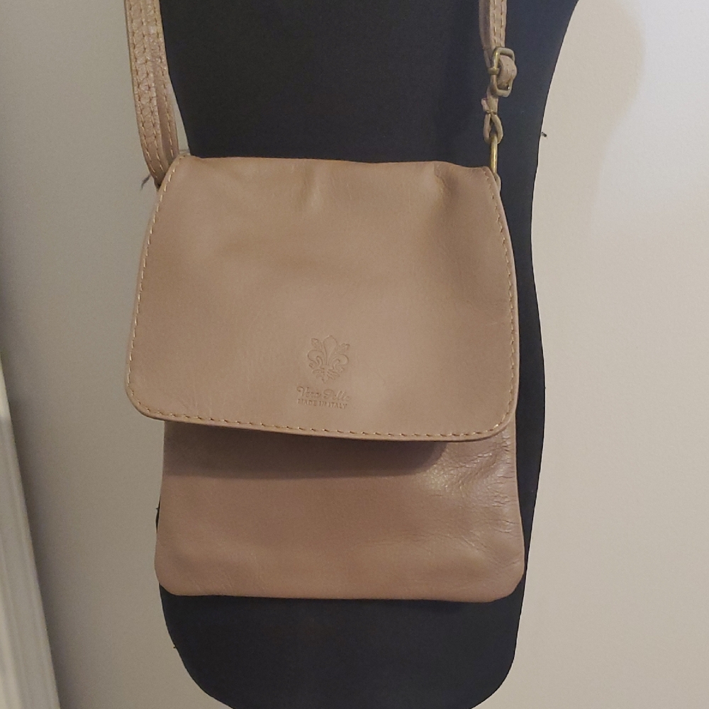 Vera Pelle Beige Crossbody Bag